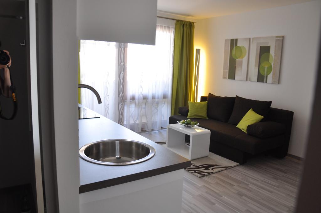 Traditional Apartments Vienna Tav Exterior photo